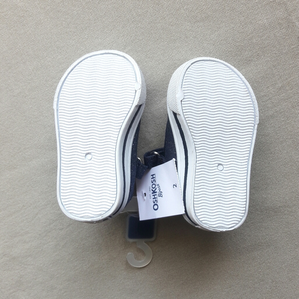 HPx2• OshKosh Glitter Mary Janes - Picture 7 of 7